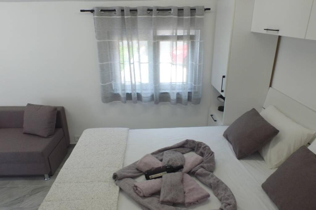 Apartment In Park Forest Soline Near The Sea 프예스차나 우발라 외부 사진
